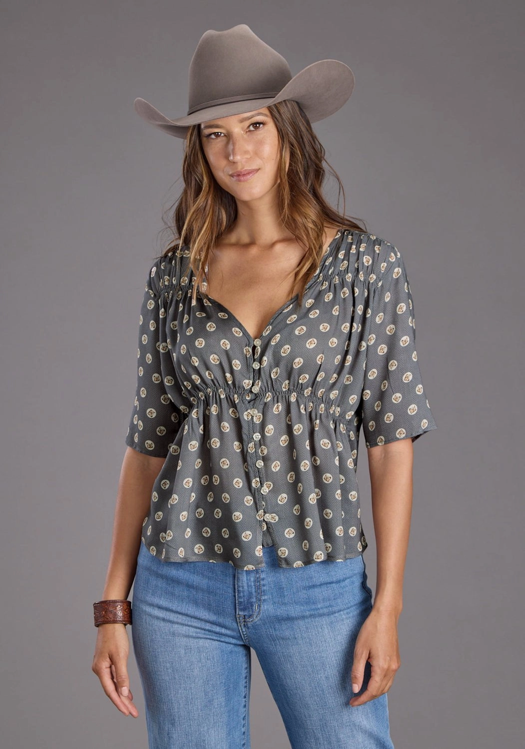 Mix-And-Match Odor Resistant Stetson Womens 2440 Horse Pennies Grey 100% Rayon S/S Blouse