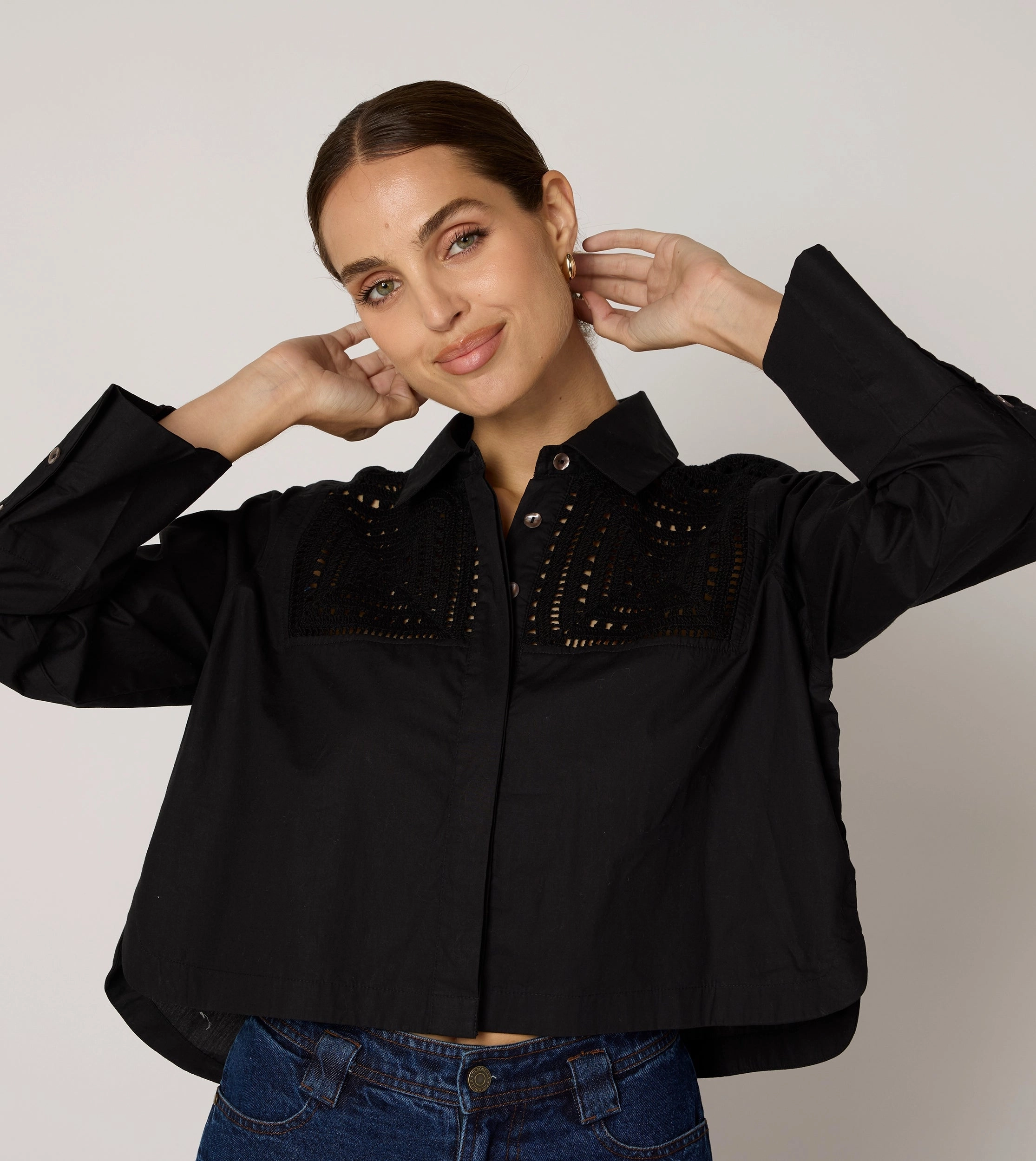 Sierra Blouse | Black NonRestrictiveCollar ribbed texture