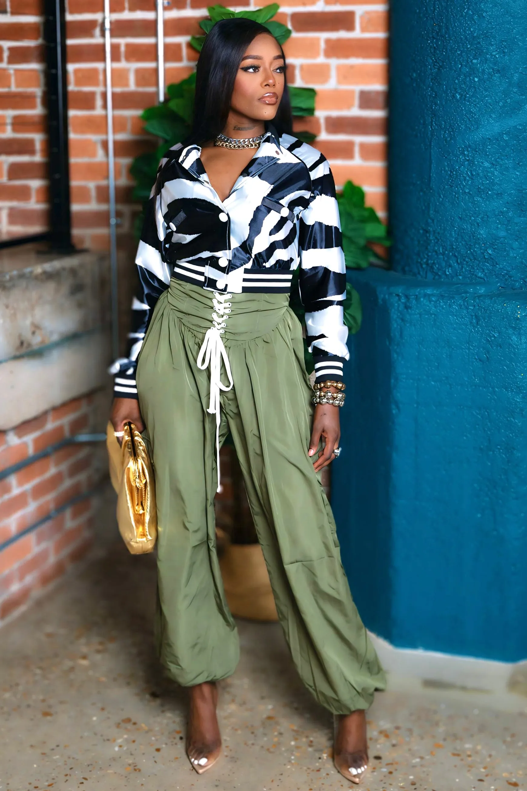 Easy Care Fabric Finish No Gap Waist Construction Carmen Cargo Genie Pants - Green