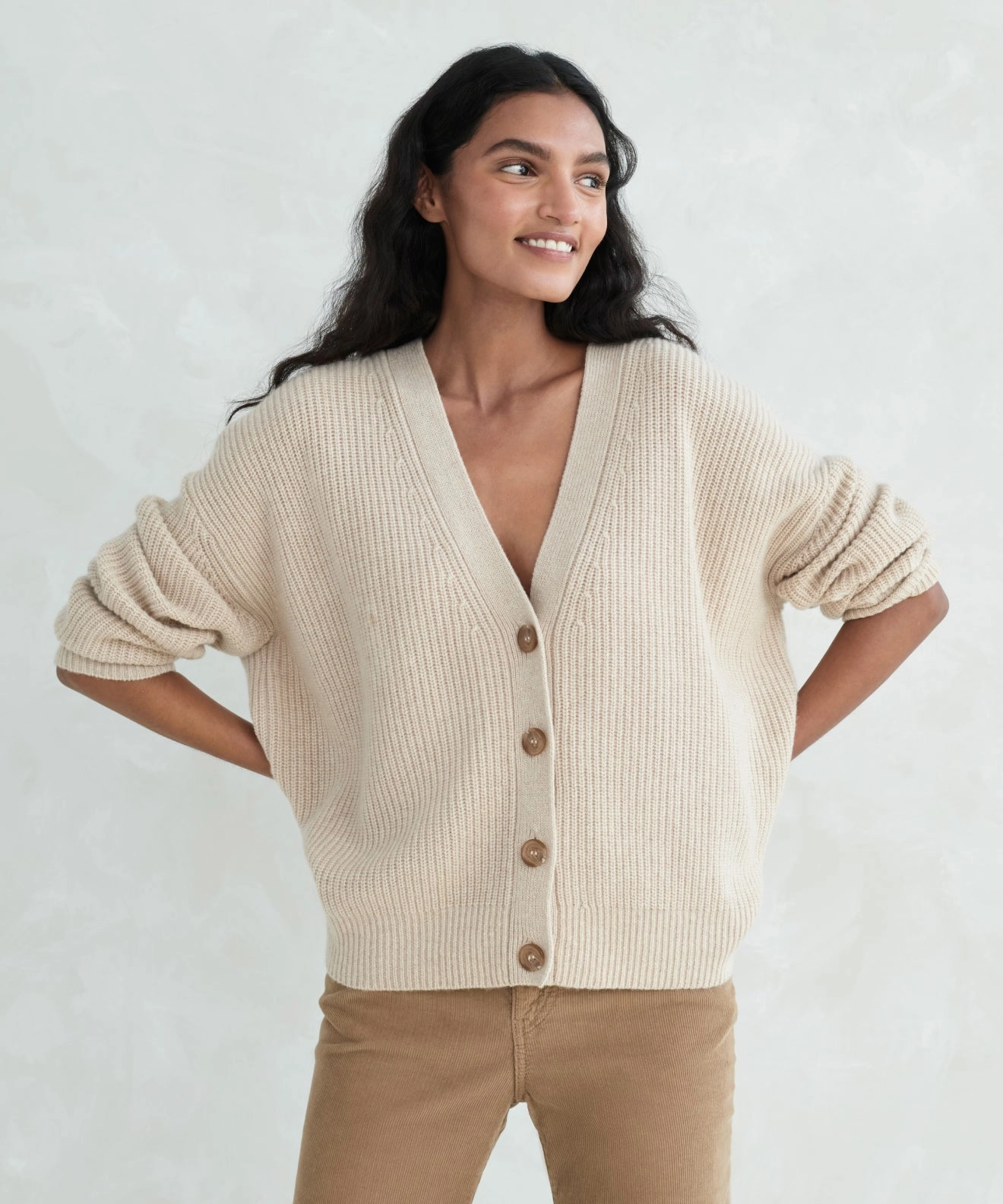Minimal Shrinkage Cropped Cashmere Cocoon Cardigan