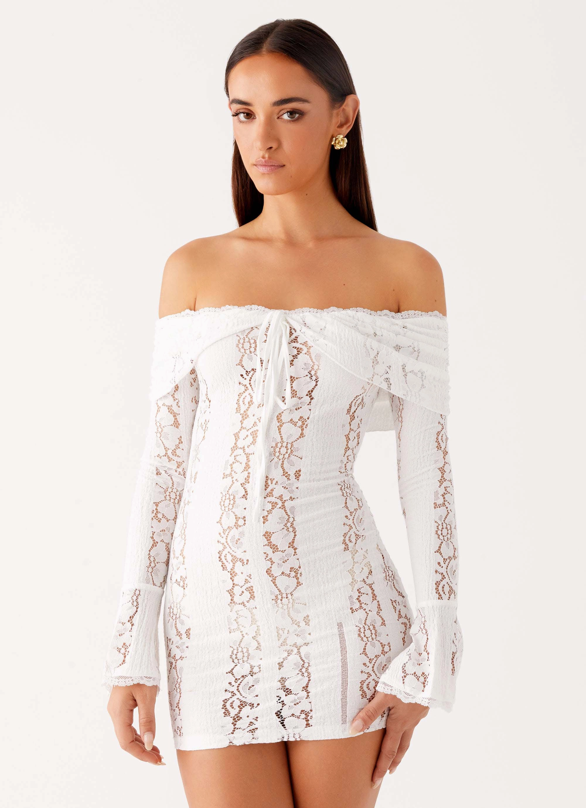 Syvanna Lace Mini Dress - White Sophisticated Edge Comfortable Design