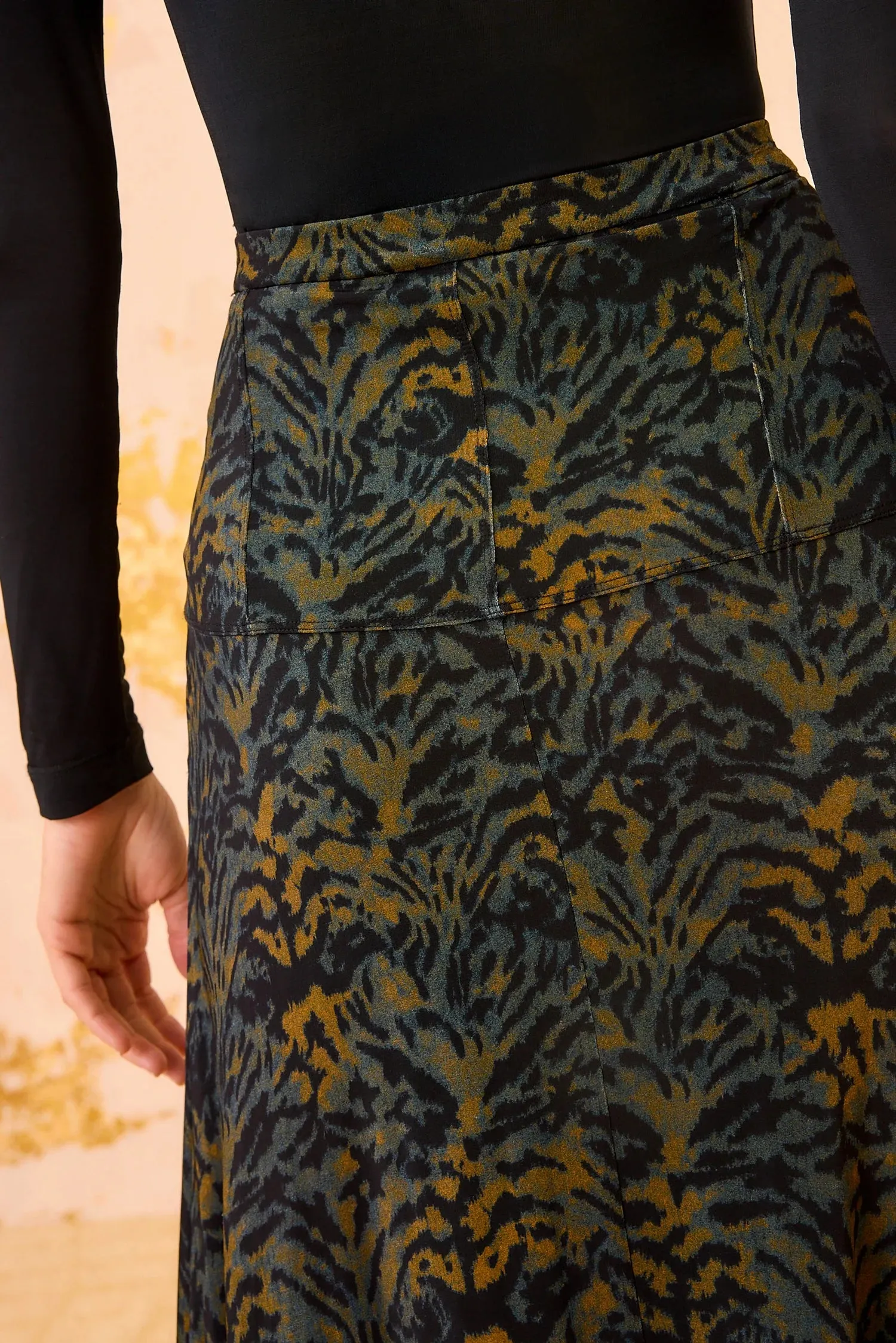 AdjustableWaistband Ulla Johnson Paola Jersey High Waist Midi Skirt