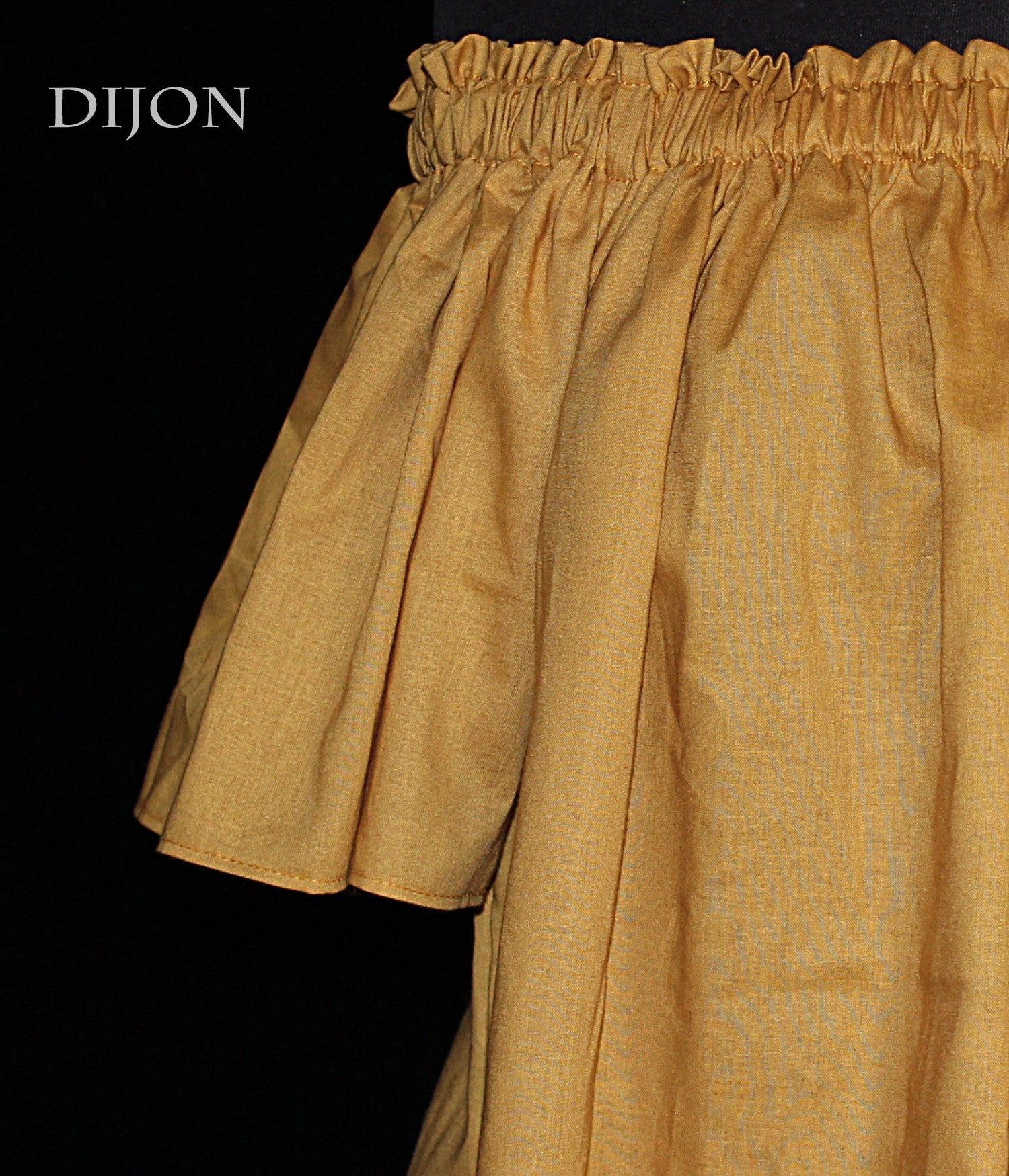 Light material Off Shoulder Shift