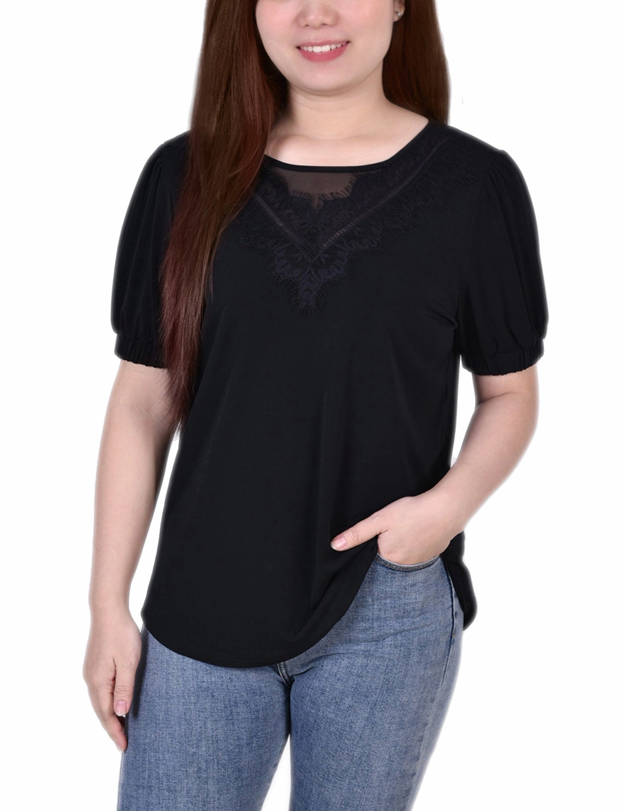 Short Puff Sleeve Top With Lace NoSlip Grip Quick Dry Fabric