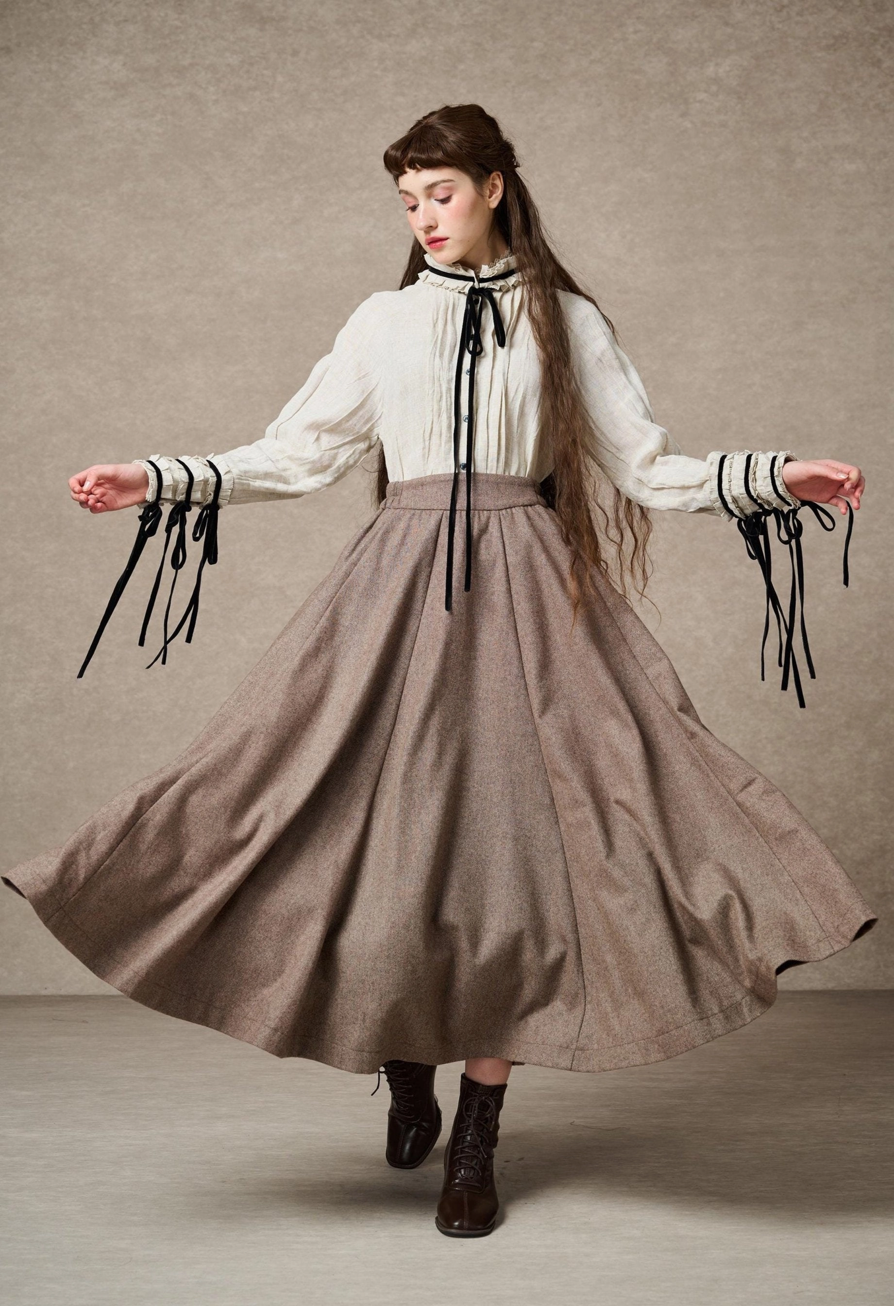 The Soft Lawn 12 | Midi Wool Skirt Four Way Stretch Design