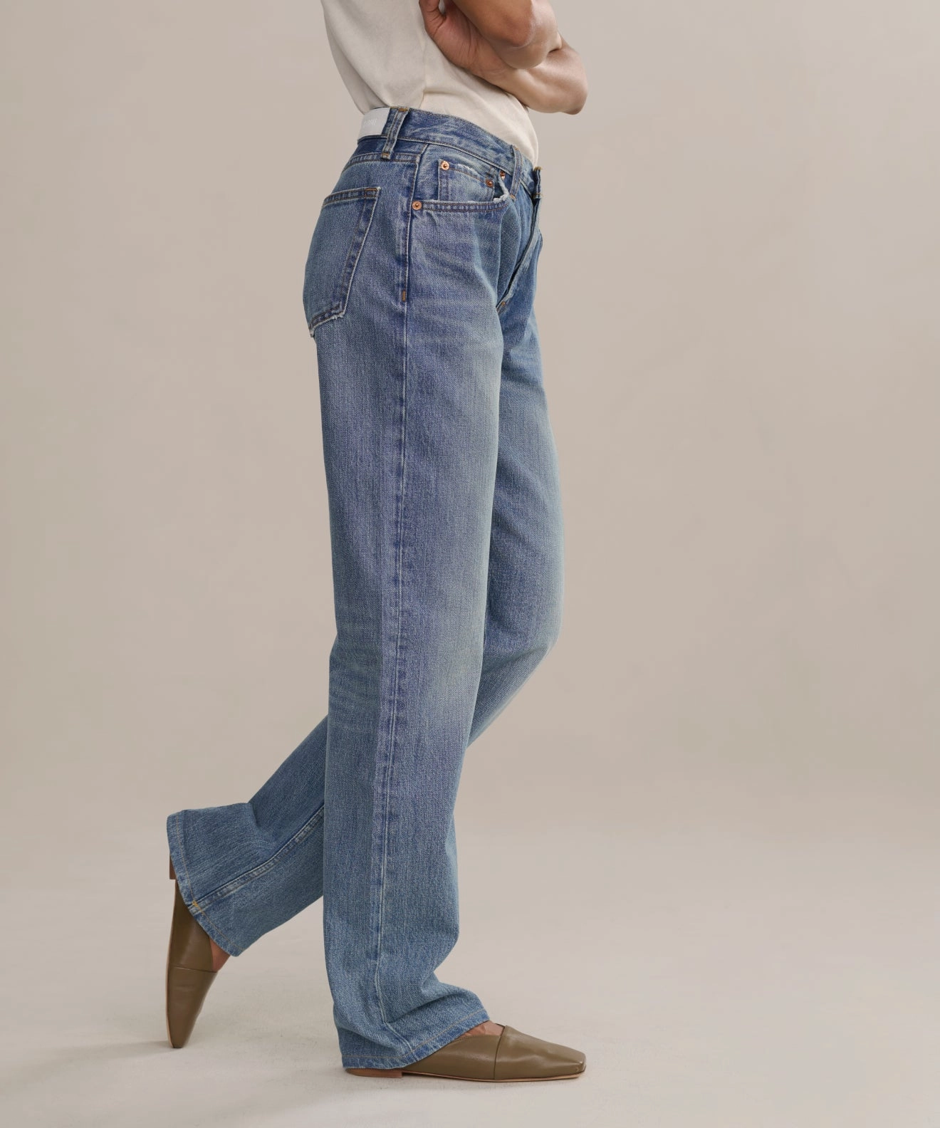 The Standard Feminine Fit