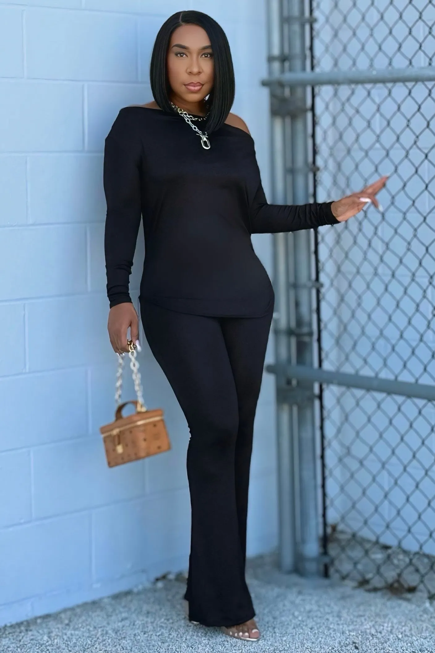 Light Stretch All-day Flex Effortless Comfort, Elevated Style Loose Fit Tunic Set-Black