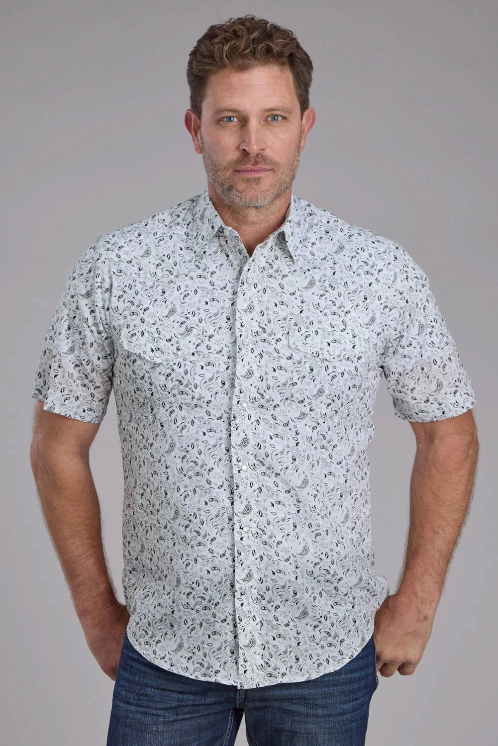Loose style Roper Mens 2428 Paisley Black/White Cotton Blend S/S Shirt