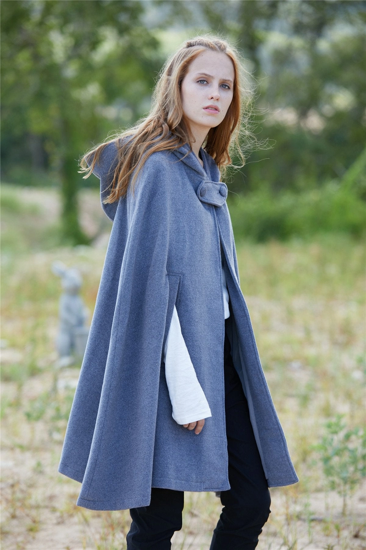 The New Yorker | Hooded Cashmere Cape Easy Care Material