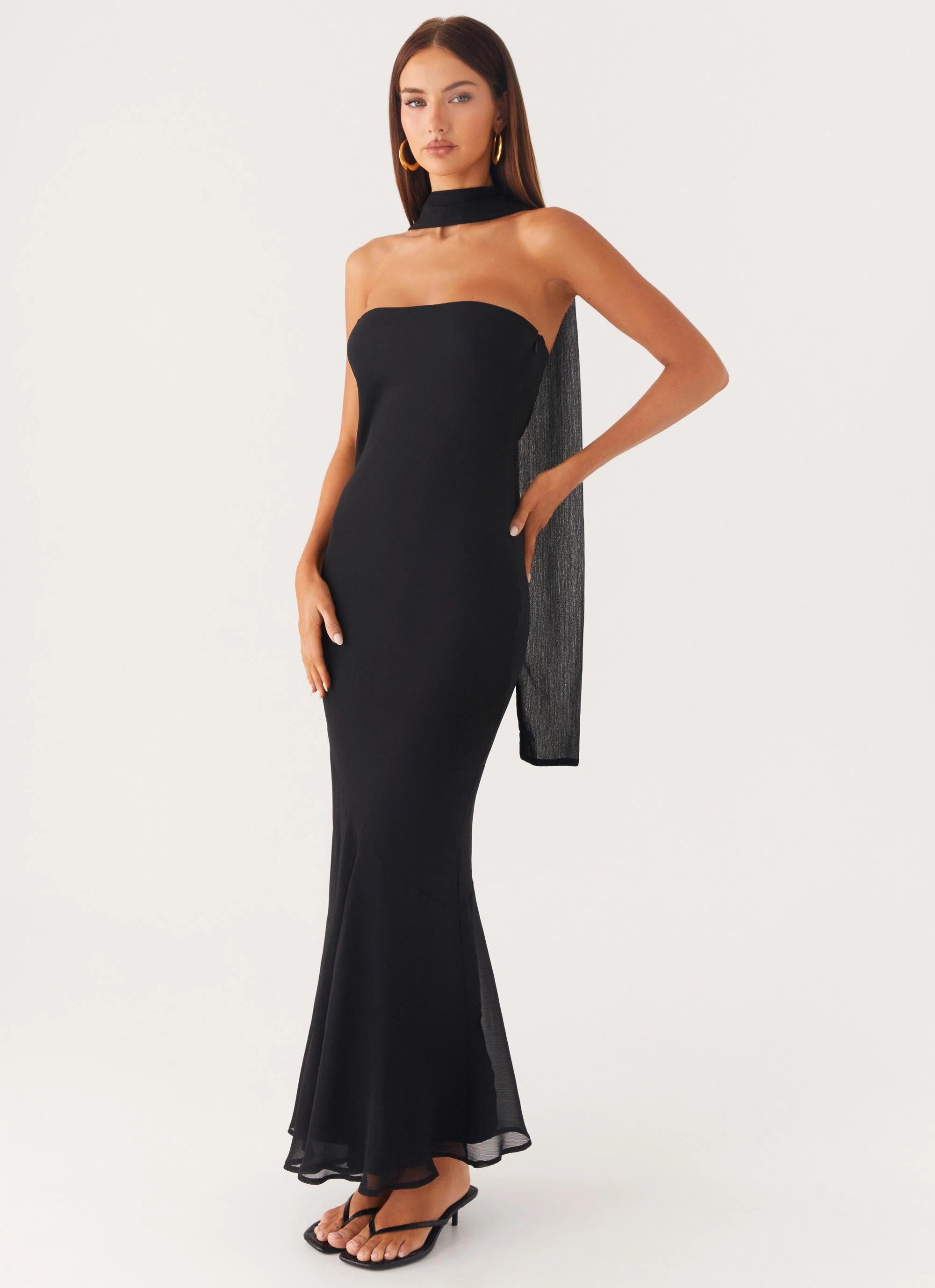 Comfort Waistline Breezy Fit Under the Pagoda Maxi Dress - Black Ruffled detail