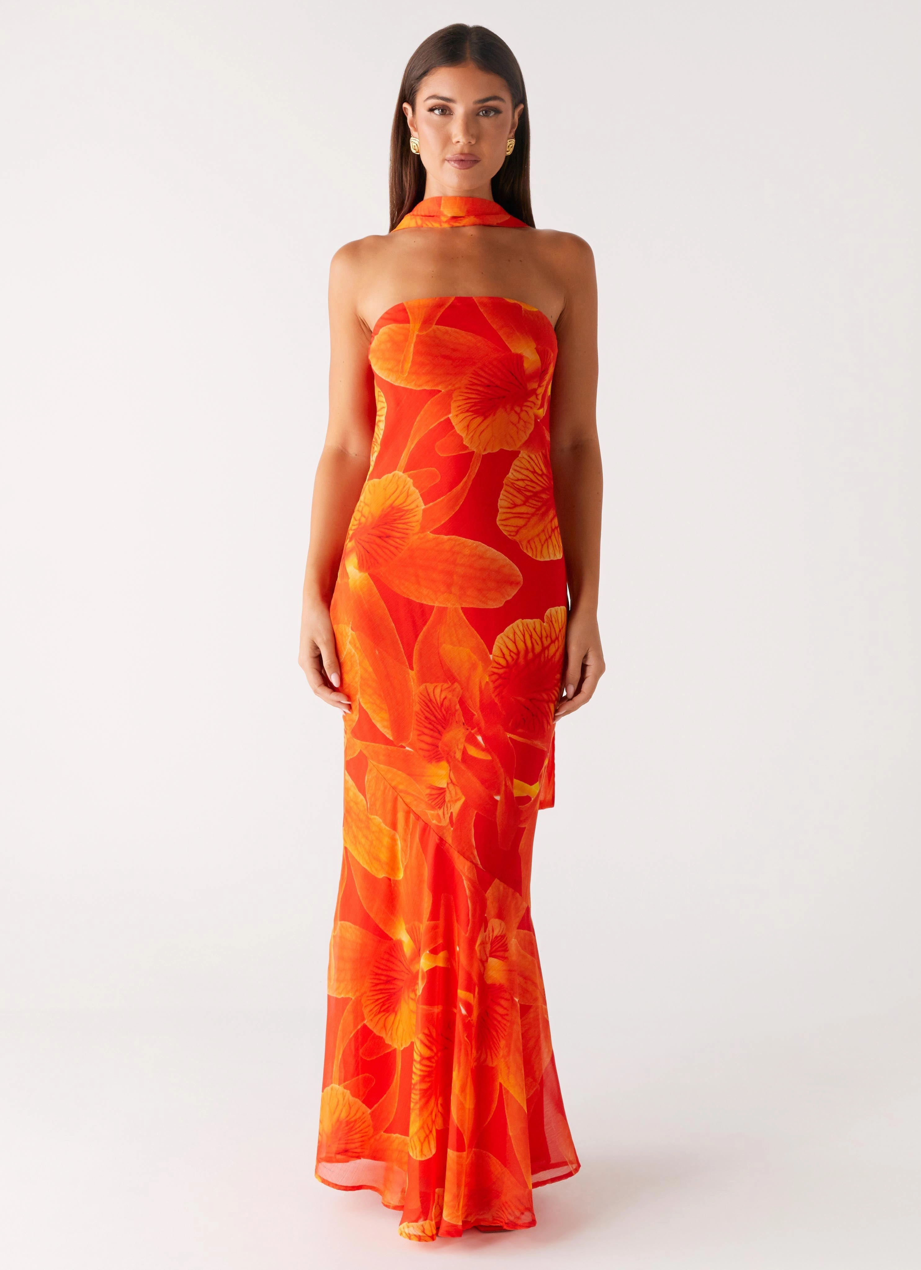 Waist Defining Under The Pagoda Maxi Dress - Orange Floral Smart Energy