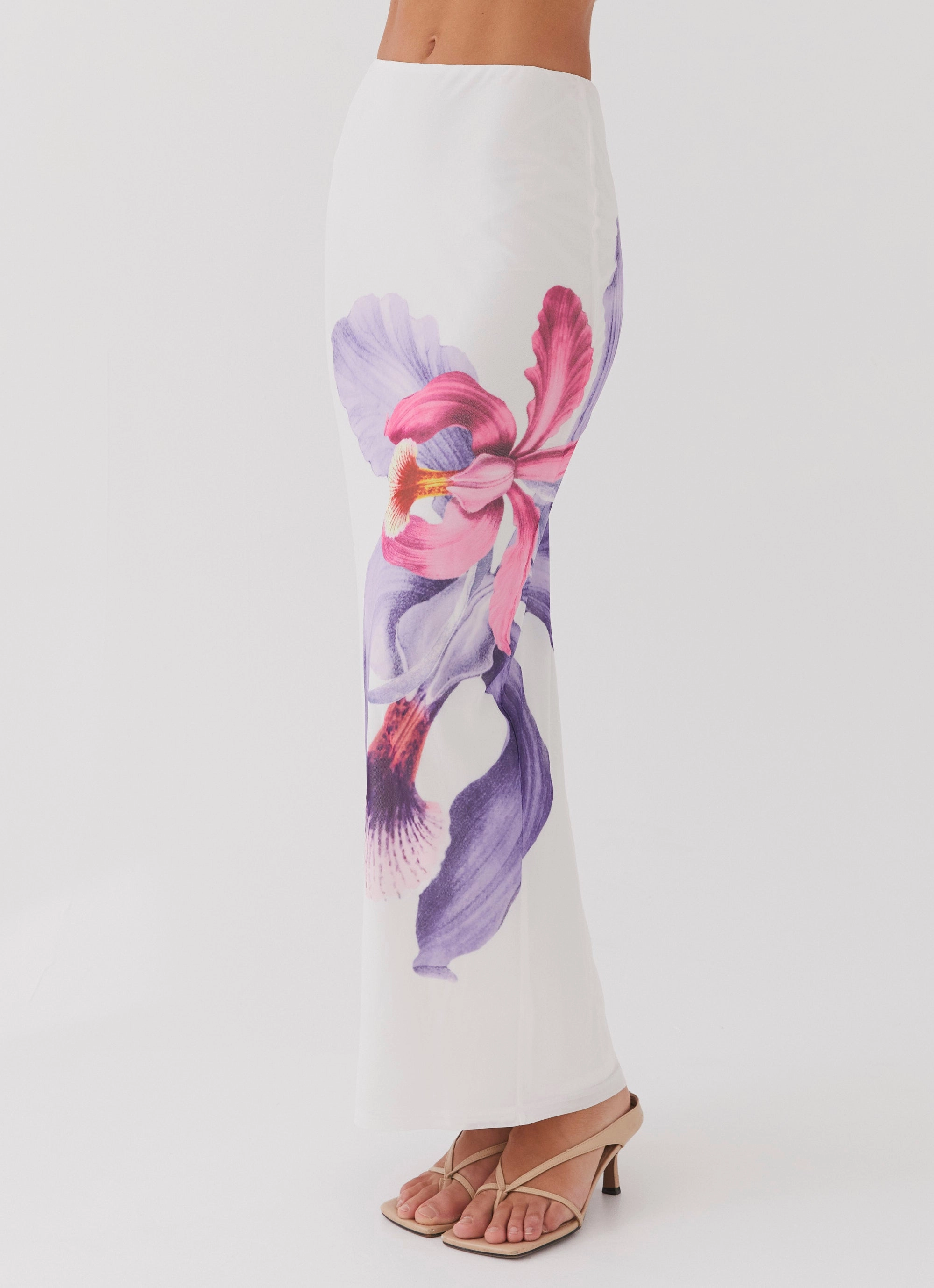 garden party Waiting For Dawn Mesh Maxi Skirt - White