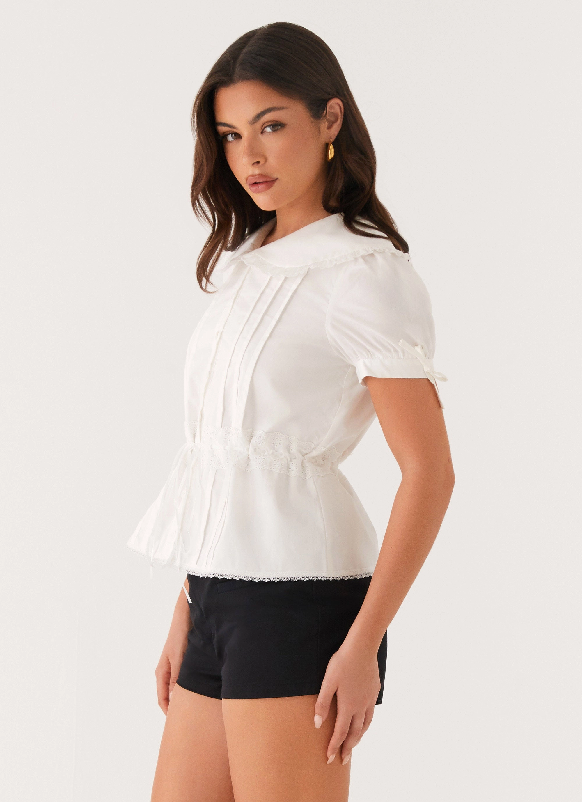 Tagless Comfort Collar MoistureWicking Material Valerie Blouse - White