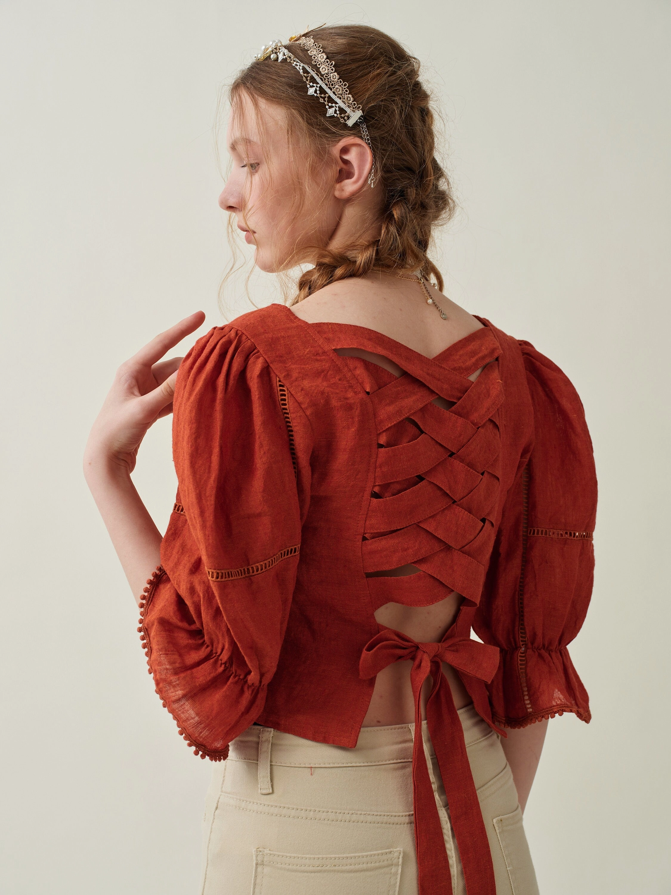 luxe feel Vetiver 33 | Cross back linen blouse top