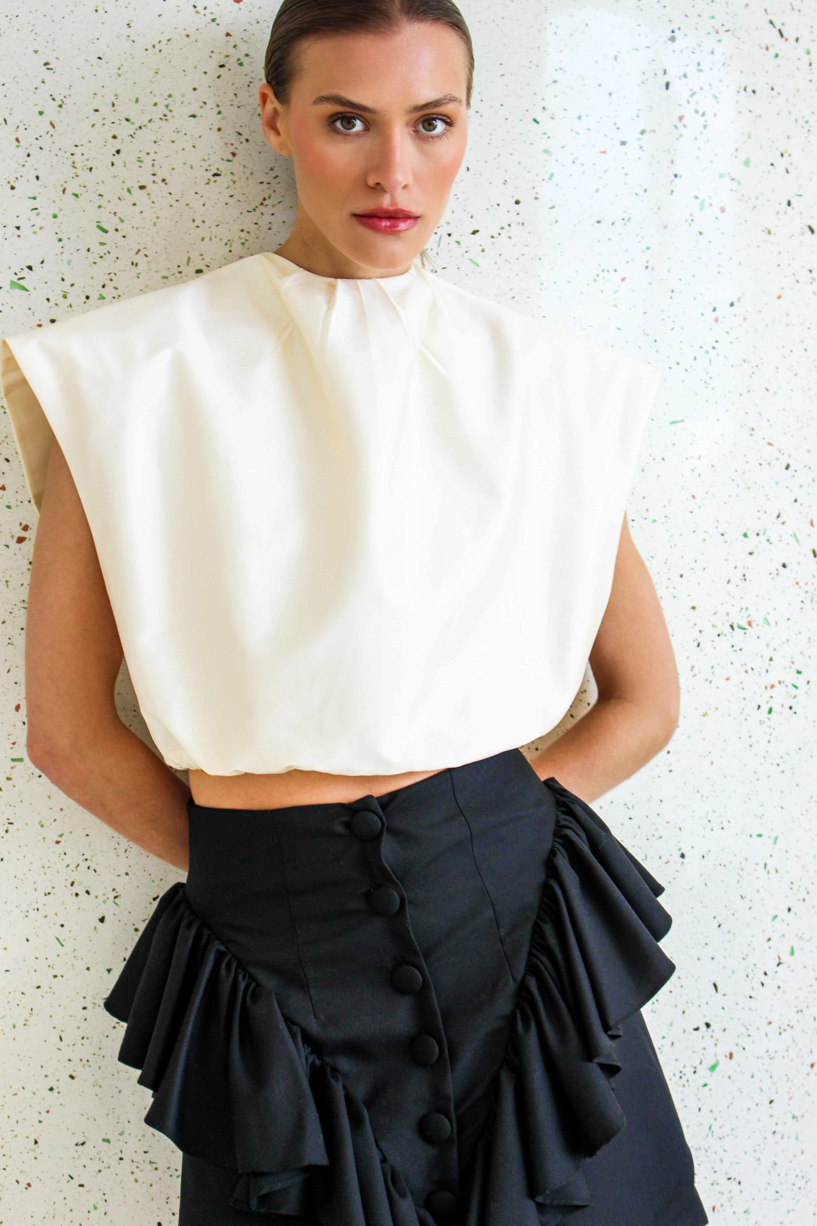 No Wrinkle Temperature Regulating Victoria Top