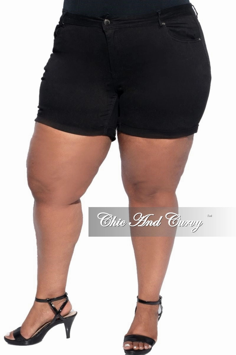 Final Sale Plus Size Shorts in Black Tapered Look Moisture Wicking Technology