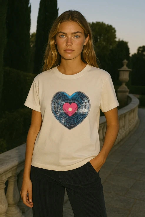 Fashionable Look Sunny Somewhere Everyday Tee Record