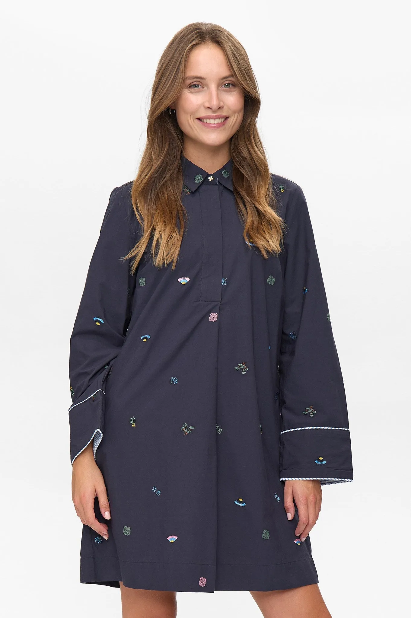 NUCHIRO DRESS - Dark Sapphire Go To Wear