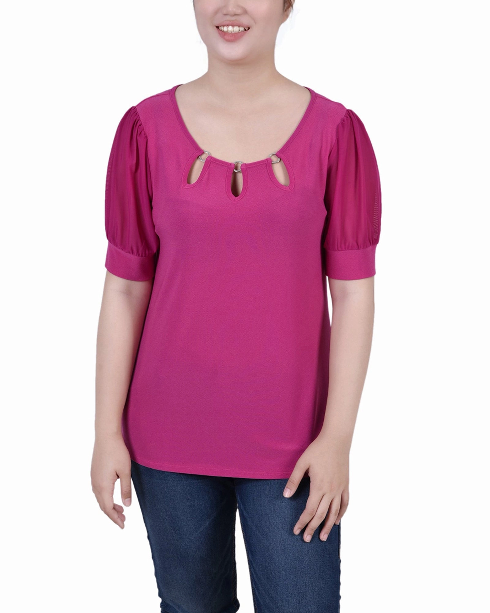hypoallergenic material QuickDryConstruction Petite Short Sleeve Three-Ring Top